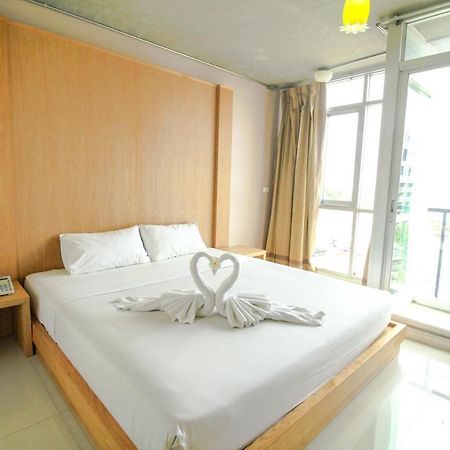 Bansabai Sabaidee Service Apartment Bangkok Extérieur photo